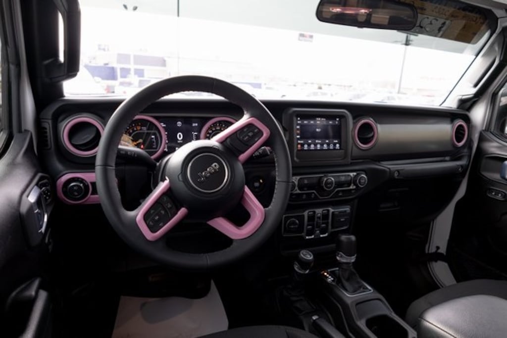 Used 2023 Jeep Gladiator Sport Truck Crew Cab