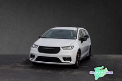 2026 Chrysler Pacifica SELECT Passenger Van 2C4RC1BG7TR218008