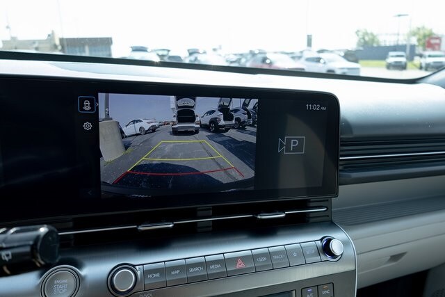 2025 Hyundai Kona SEL photo 3