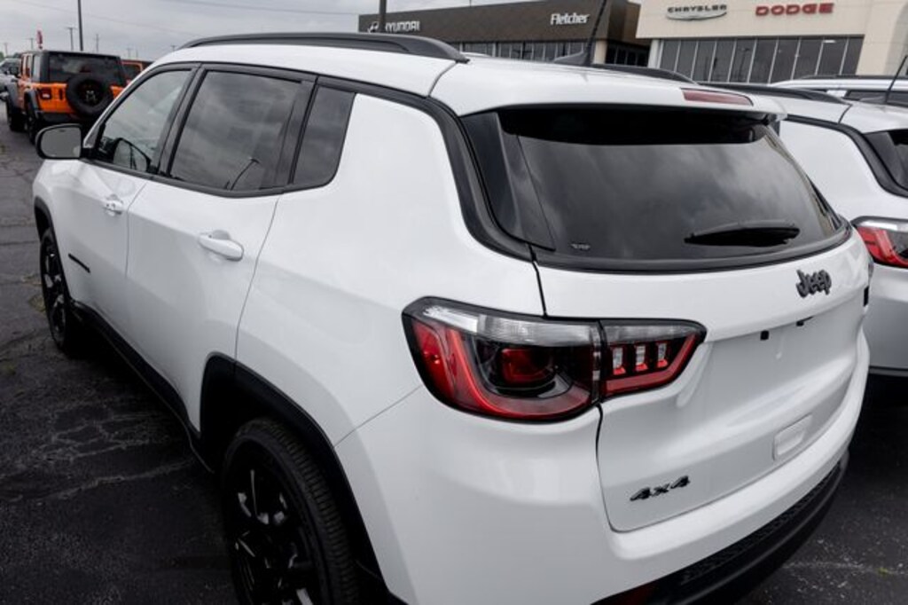 New 2026 Jeep Compass LATITUDE ALTITUDE 4X4 Sport Utility