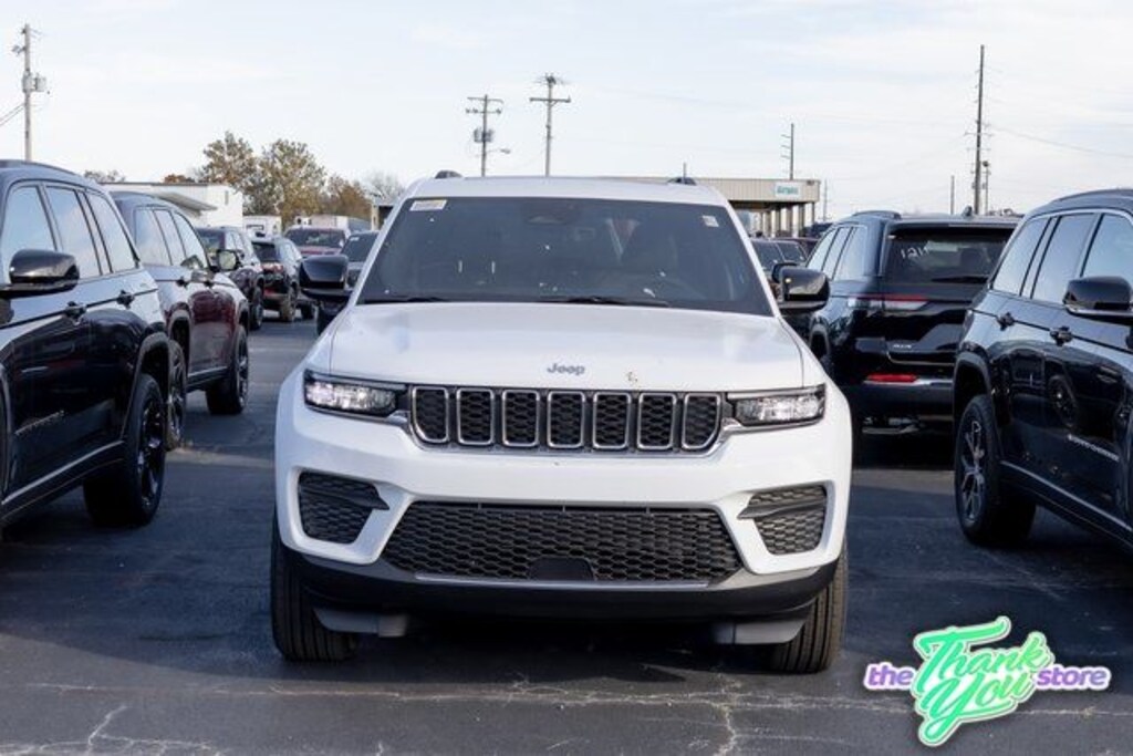 New 2025 Jeep Grand Cherokee LAREDO X 4X2 Sport Utility