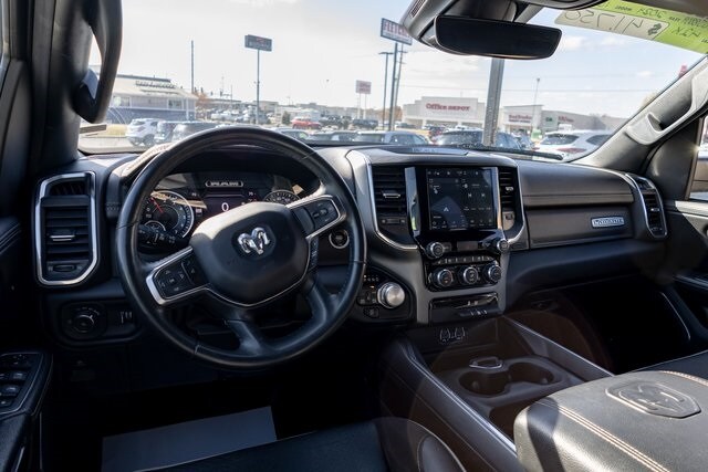 2024 Ram 1500 Laramie photo 2