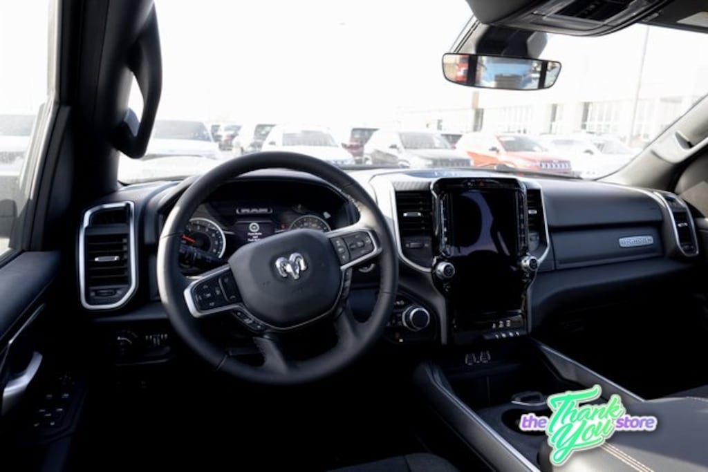 New 2026 Ram 1500 BIG HORN CREW CAB 4X4 5'7 BOX Pickup