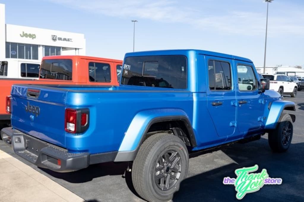 New 2026 Jeep Gladiator SPORT S 4X4 Pickup