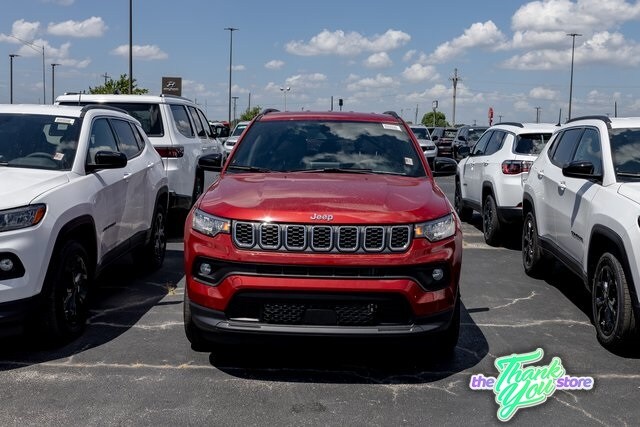 2025 Jeep Compass Latitude photo 3