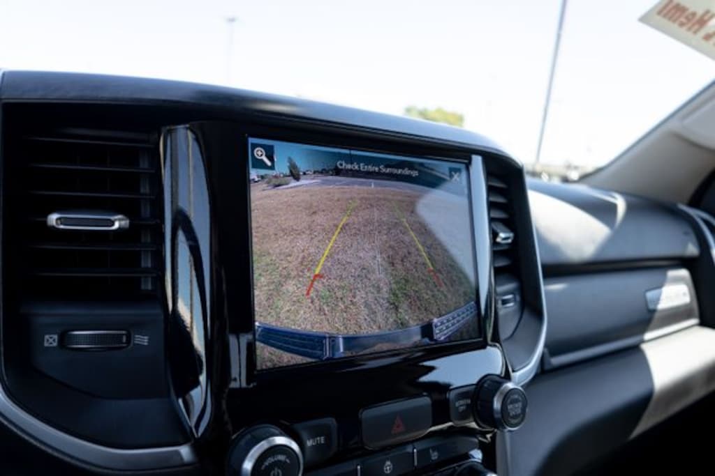 Certified 2019 Ram 1500 Big Horn/Lone Star Truck Crew Cab