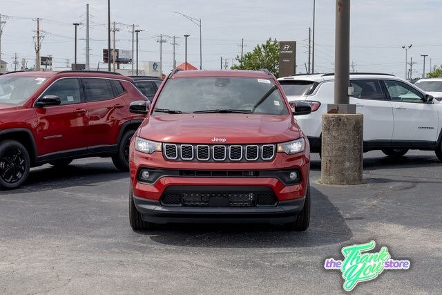 2025 Jeep Compass Latitude photo 2