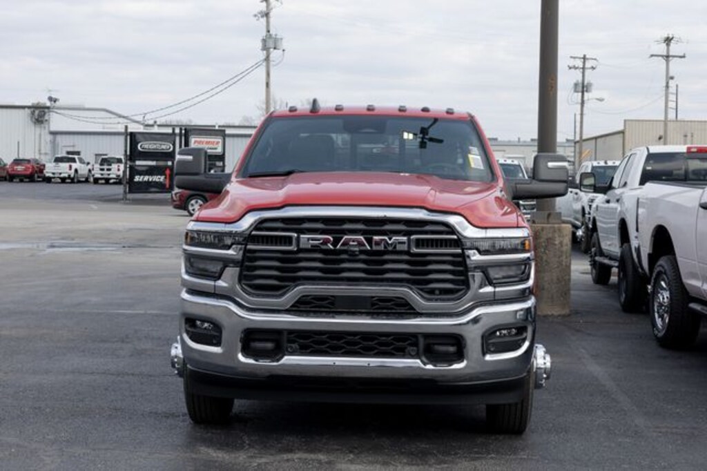 New 2026 Ram 3500 TRADESMAN CREW CAB 4X4 8' BOX Pickup