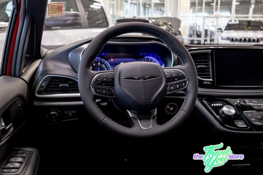 New 2026 Chrysler Pacifica SELECT Passenger Van