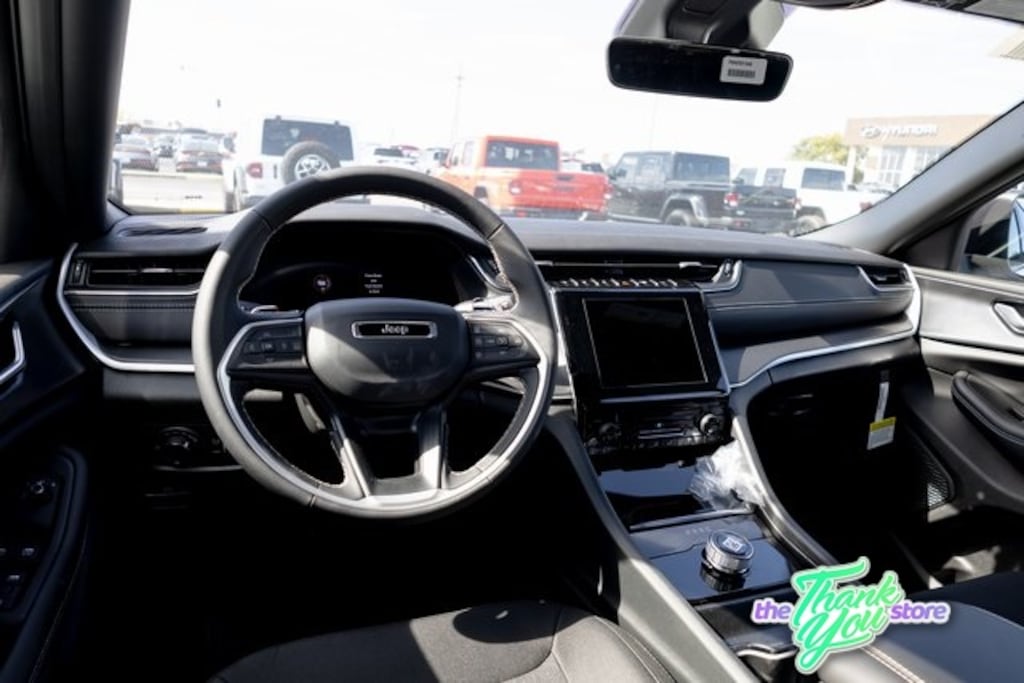 New 2025 Jeep Grand Cherokee L LAREDO X 4X2 Sport Utility