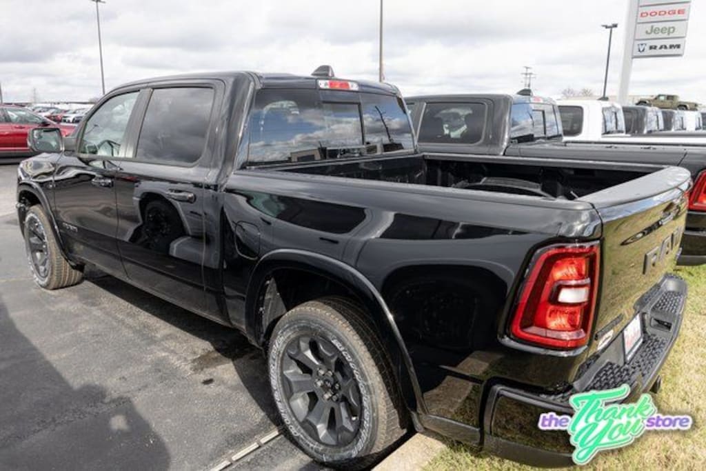 New 2026 Ram 1500 BIG HORN CREW CAB 4X4 5'7 BOX Pickup
