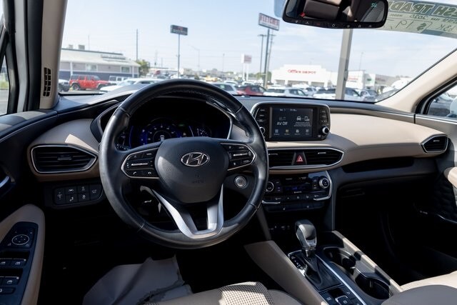 2020 Hyundai Santa Fe SEL photo 2