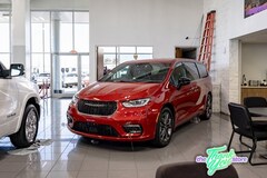 2026 Chrysler Pacifica SELECT Passenger Van 2C4RC1BG8TR164315