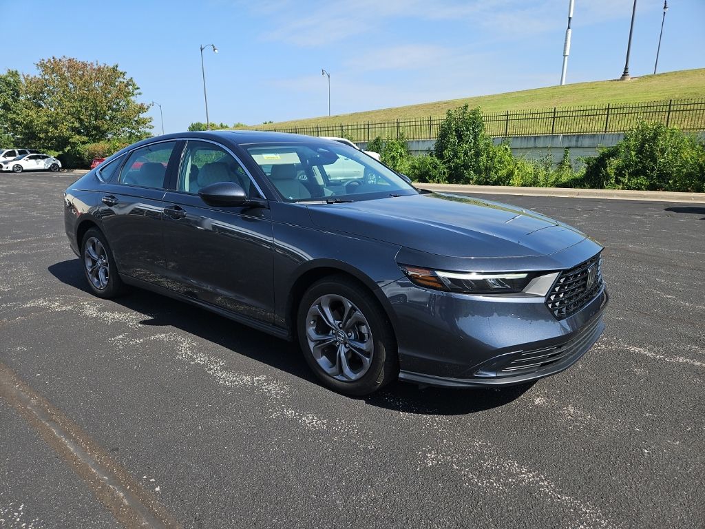 2024 Honda Accord EX - Photo 7