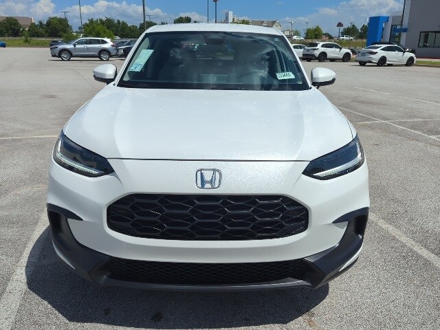 2026 Honda HR-V LX photo 2