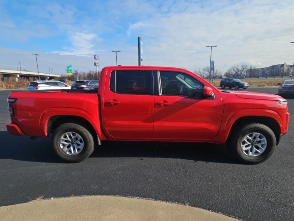 Used 2024 Nissan Frontier SV Truck