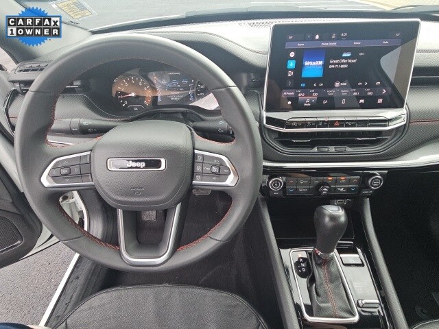 2024 Jeep Compass Trailhawk photo 2