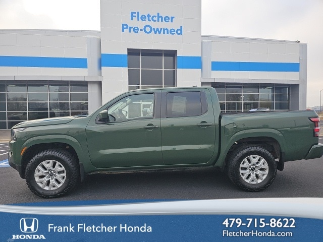 2023 Nissan Frontier SV's photo