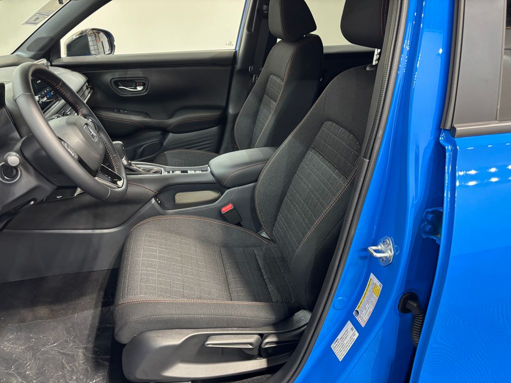 2027 Honda HR-V Sport - Photo 11