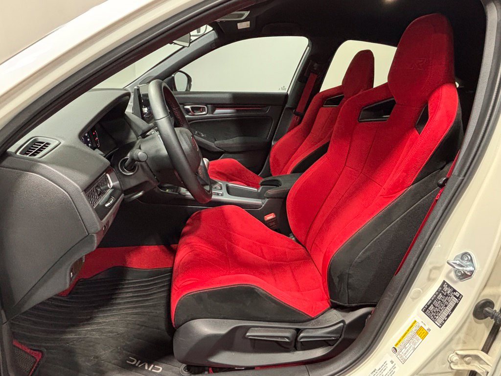 2025 Honda Civic Hatchback Type-R - Photo 25
