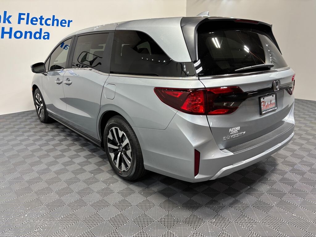 New 2026 Honda Odyssey EX-L Van Passenger