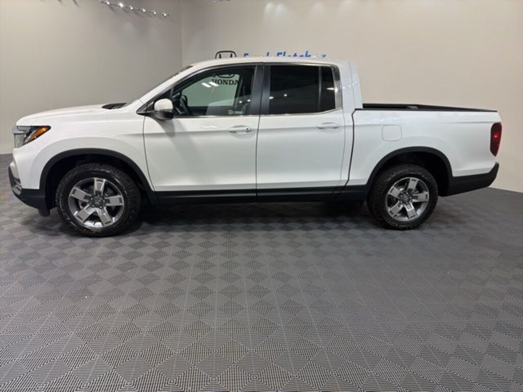 New 2026 Honda Ridgeline RTL Truck Crew Cab