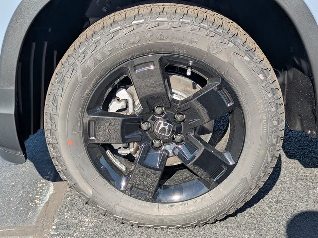 2026 Honda Ridgeline Black Edition photo 3
