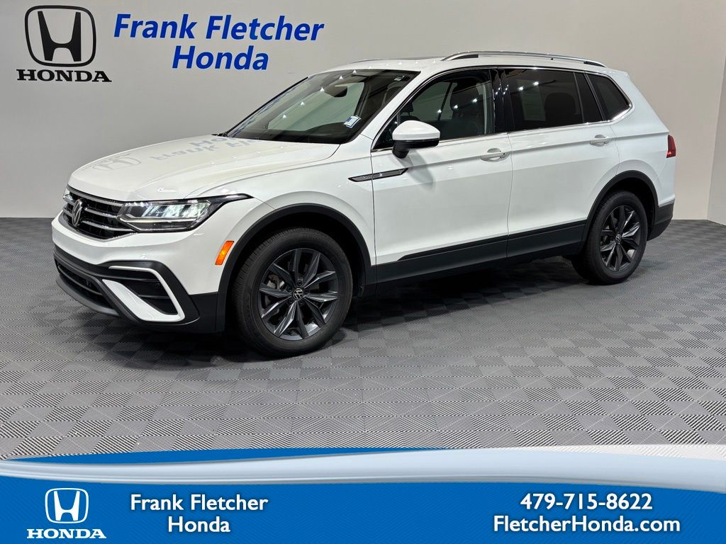 2023 Volkswagen Tiguan 2.0T SE 4Motion's photo