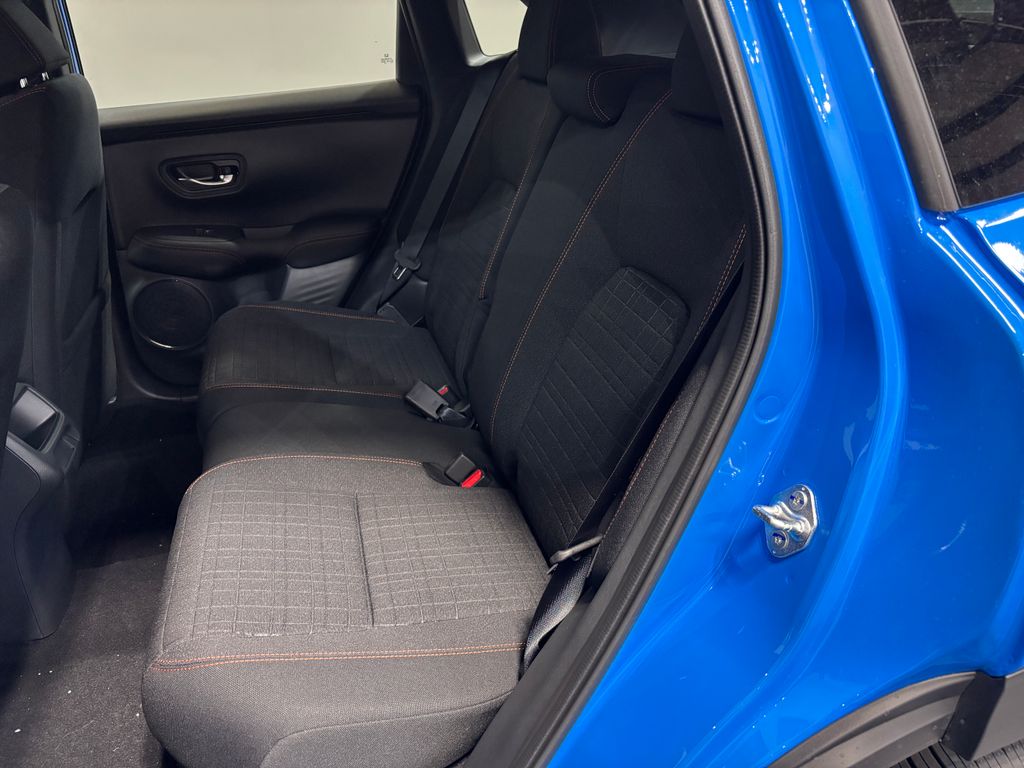 2027 Honda HR-V Sport - Photo 15