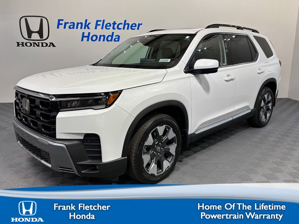 2026 Honda Pilot Touring AWD's photo