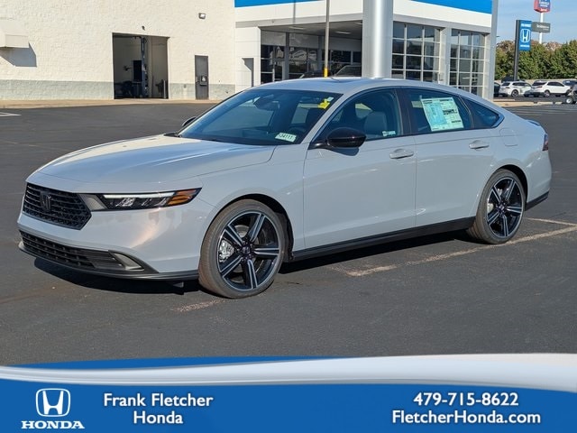 2025 Honda Accord Sport's photo