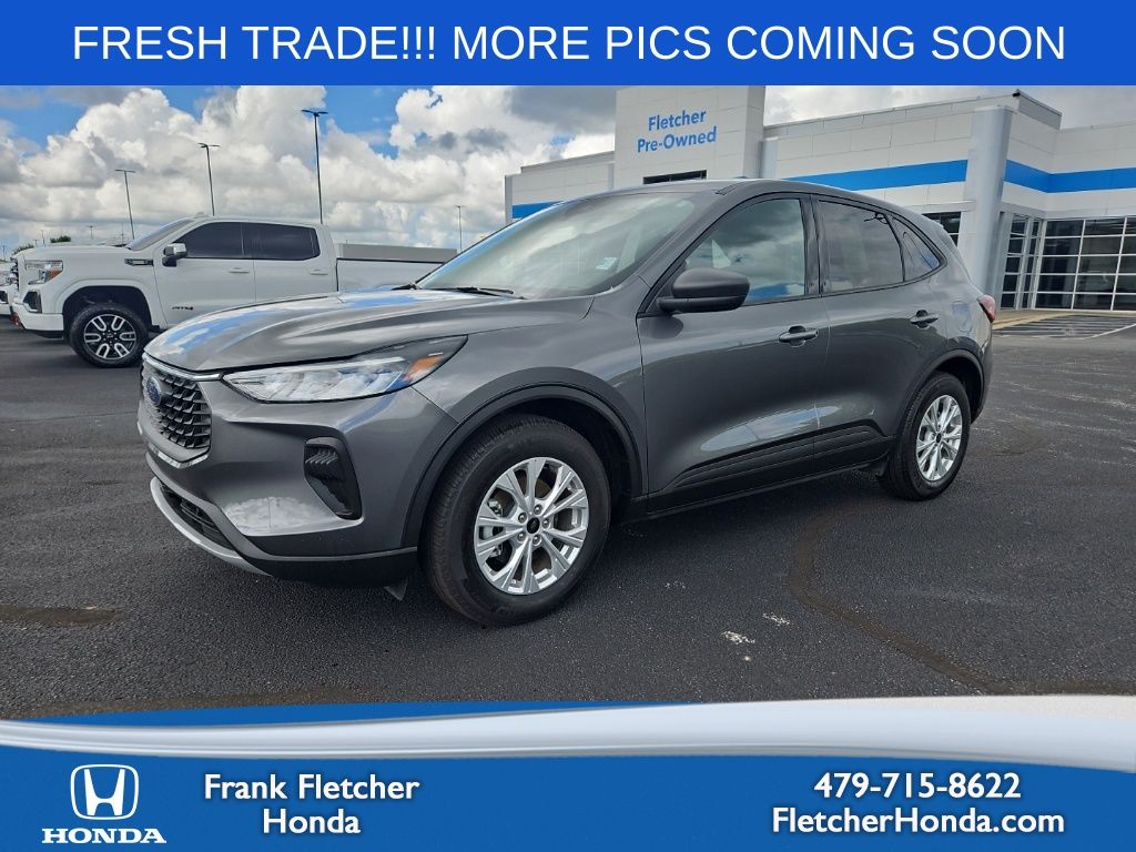 2025 Ford Escape Active FWD's photo