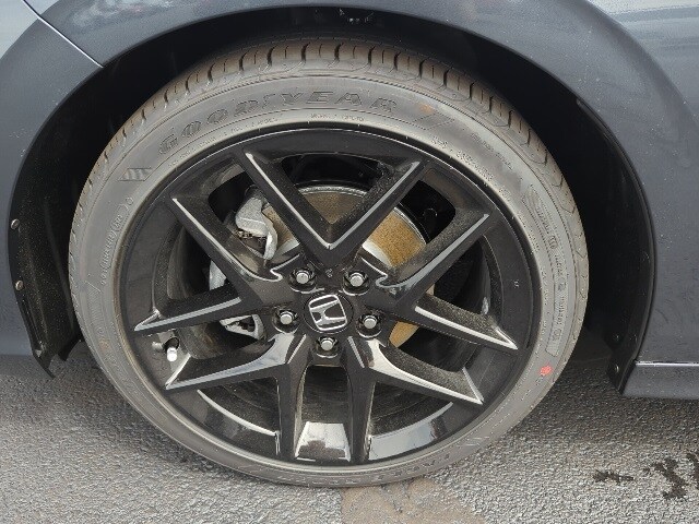 2026 Honda Civic Sport photo 3
