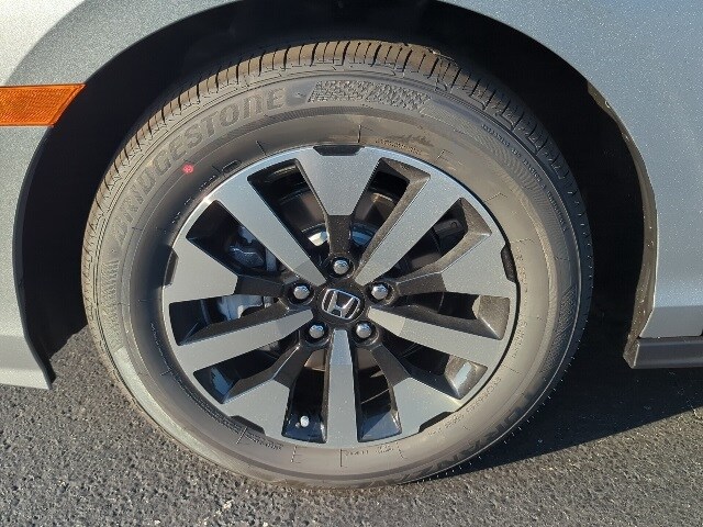 2026 Honda Odyssey EX-L photo 3