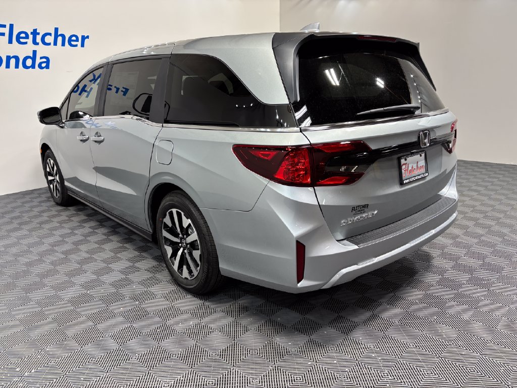 New 2026 Honda Odyssey EX-L Van Passenger