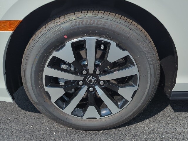 2026 Honda Odyssey EX-L photo 3