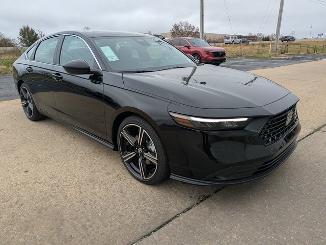 2025 Honda Accord Hybrid Sport photo 3