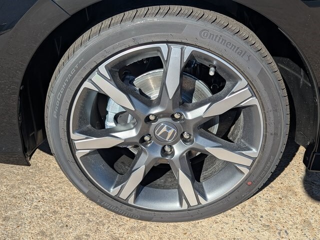 2026 Honda Civic Hybrid Sport Touring photo 2