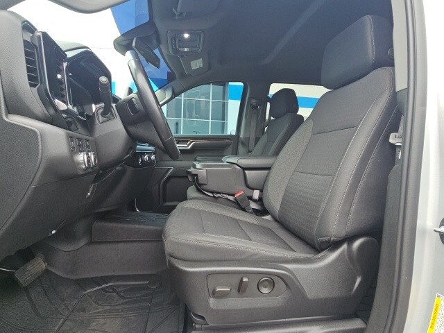 2022 Gmc Sierra 1500 SLE photo 2