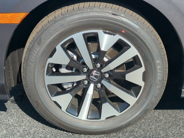 2026 Honda Odyssey EX-L photo 3