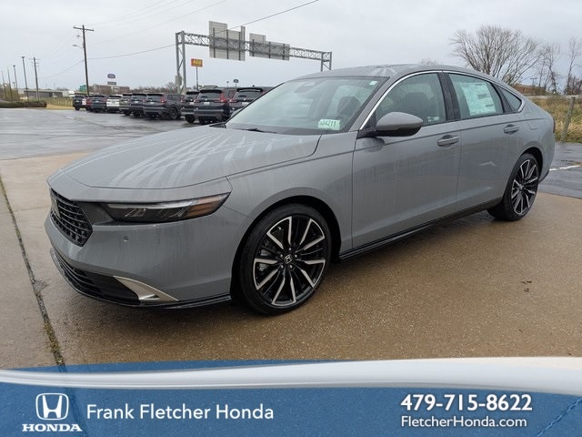 2025 Honda Accord Hybrid Touring's photo