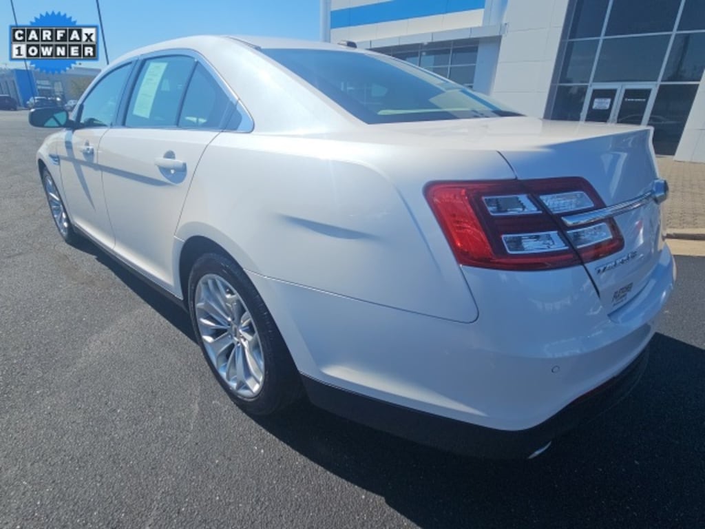 Used 2018 Ford Taurus Limited Sedan