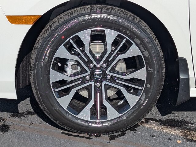 2026 Honda Odyssey Elite photo 3