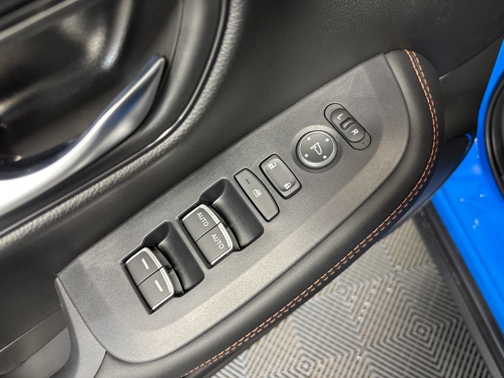 2027 Honda HR-V Sport - Photo 18