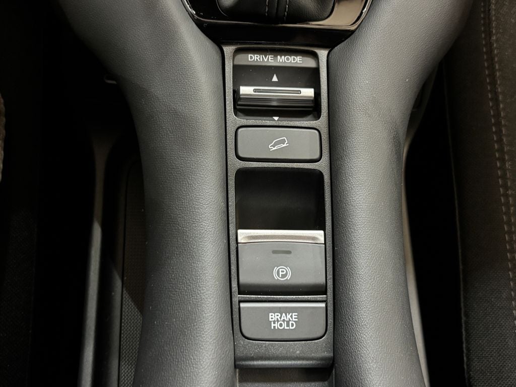 2026 Honda HR-V LX - Photo 26