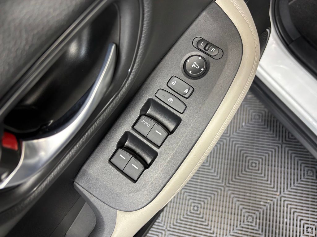 2026 Honda HR-V LX - Photo 23