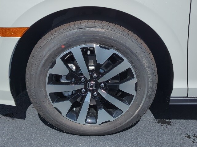 2026 Honda Odyssey EX-L photo 3