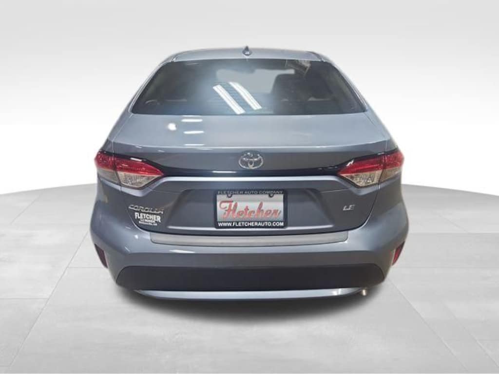 Used 2022 Toyota Corolla LE Sedan