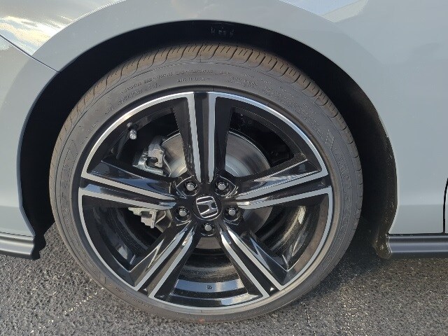 2025 Honda Accord Hybrid Sport photo 2