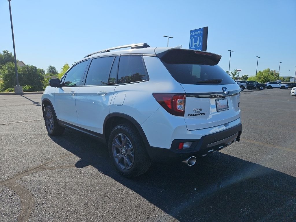 Used 2024 Honda Passport TrailSport SUV
